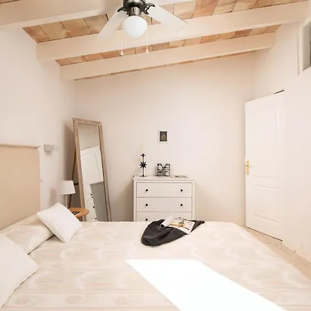 Estranys, Con Piscina Privada