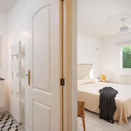 Chalet Estranys, Con Piscina Privada *